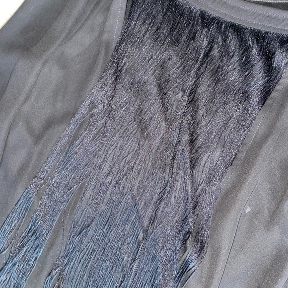 Fringe open back sheath dress - Picture 5 of 5